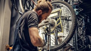 How to Remove Bicycle Crank Without Puller: 5 Mins Guide